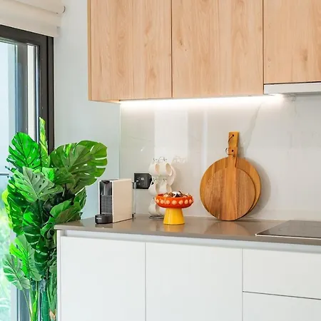 Q - Supermarket - Pool - Ac - Private Parking Spot Apartmán