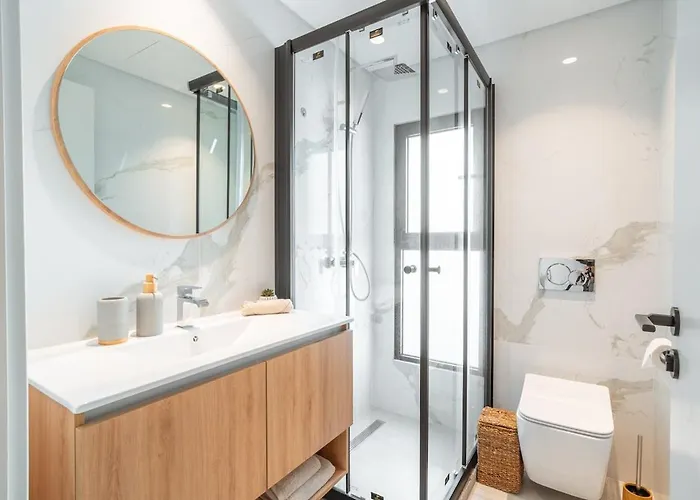 Q - Supermarket - Pool - Ac - Private Parking Spot * 丰沙尔