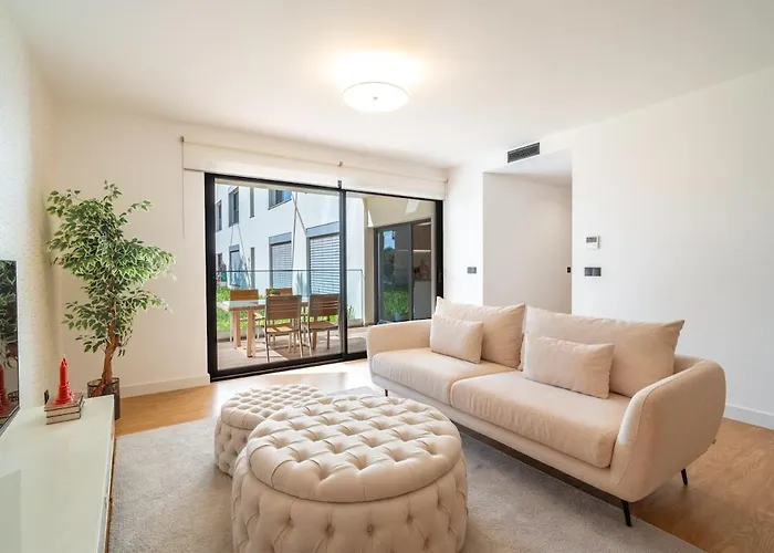 Q - Supermarket - Pool - Ac - Private Parking Spot * 丰沙尔