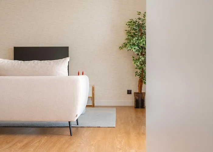 Q - Supermarket - Pool - Ac - Private Parking Spot 公寓