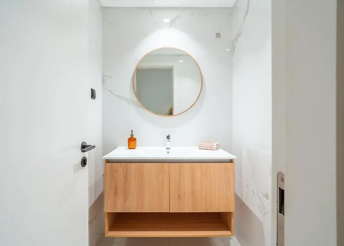 Q - Supermarket - Pool - Ac - Private Parking Spot * 丰沙尔