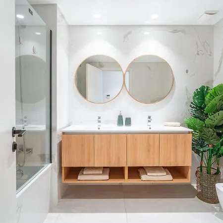 Q - Supermarket - Pool - Ac - Private Parking Spot Apartman Funchal