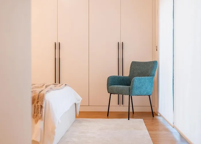 公寓 Q - Supermarket - Pool - Ac - Private Parking Spot