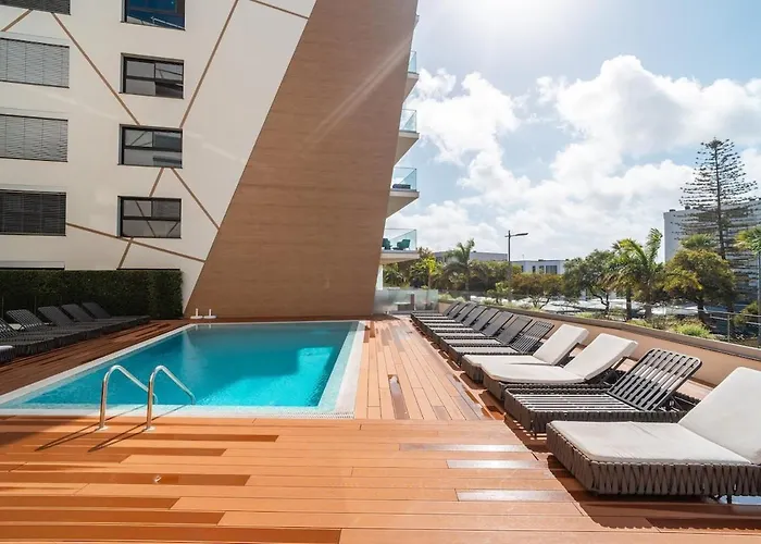 公寓 Q - Supermarket - Pool - Ac - Private Parking Spot 丰沙尔