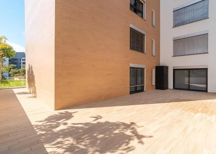 Q - Supermarket - Pool - Ac - Private Parking Spot 公寓