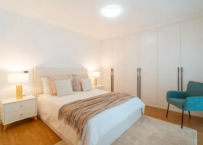 Q - Supermarket - Pool - Ac - Private Parking Spot 公寓