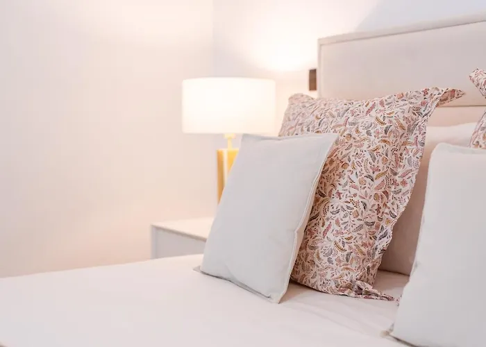 公寓 Q - Supermarket - Pool - Ac - Private Parking Spot *