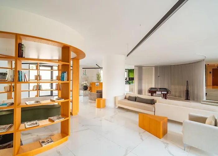 Q - Supermarket - Pool - Ac - Private Parking Spot 公寓 *